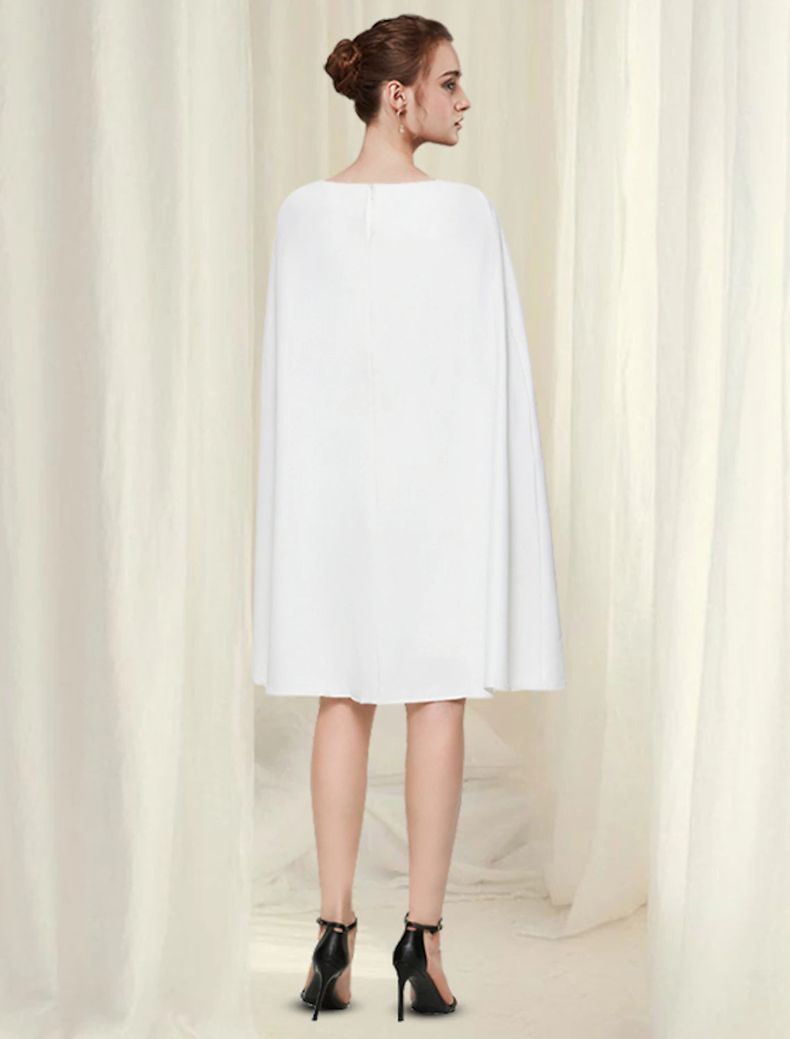 Etuikleid/Säulenkleid, Cocktailkleid, minimalistisches Kleid, Partykleid, Hochzeitsgast, knielang, ärmellos, Rundhalsausschnitt, Chiffon mit glattem