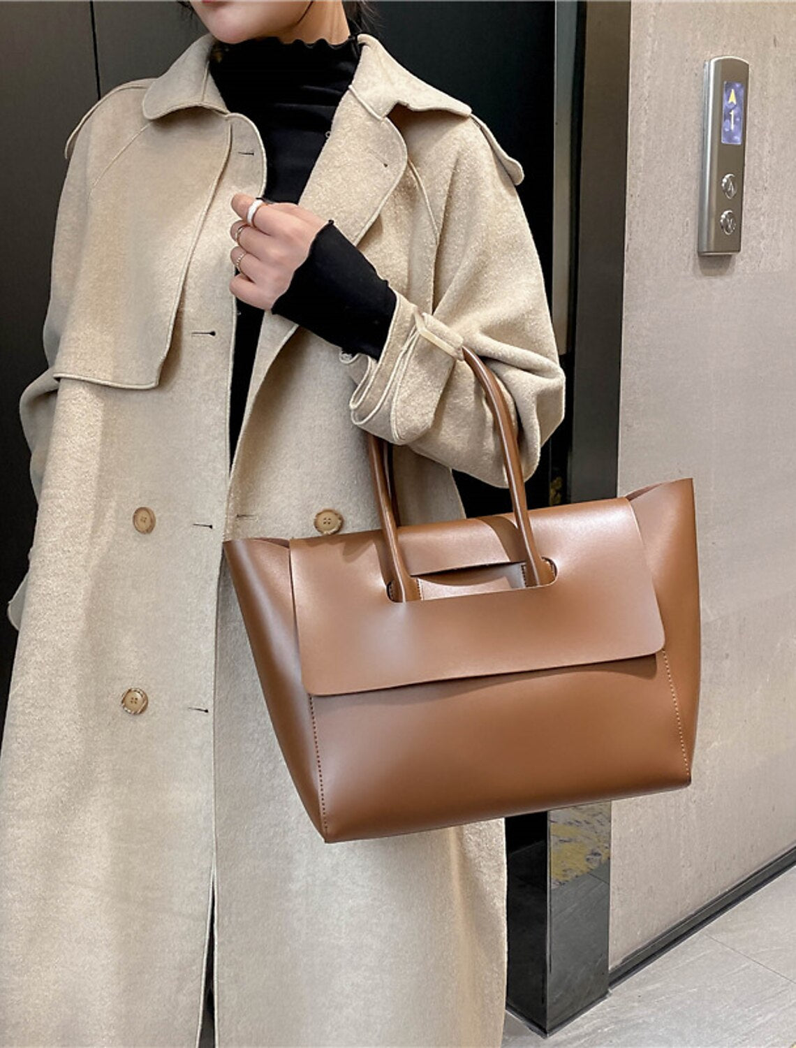 Large Capacity Totes for Women Retro Coffee Brown Hobo Handbags Travel Storage Portable Big Bag Ladies Shoulder Messenger Bag