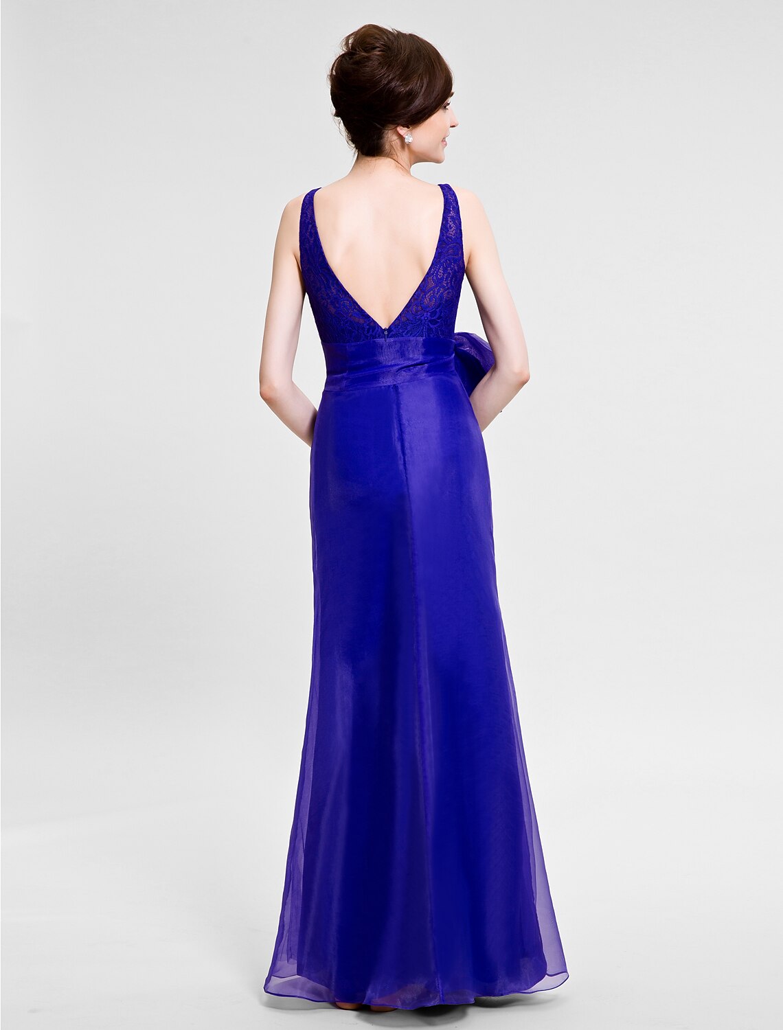 Mermaid / Trumpet Mother of the Bride Dress Beautiful Back Bateau Neck Floor Length  Sleeveless No with Lace