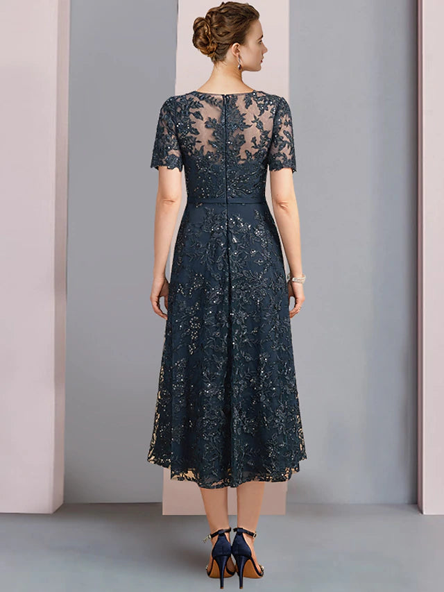 Two Piece A-Line Mother of the Bride Dress Elegant Scoop Neck Tea Length Lace Short Sleeve with Sequin Appliques