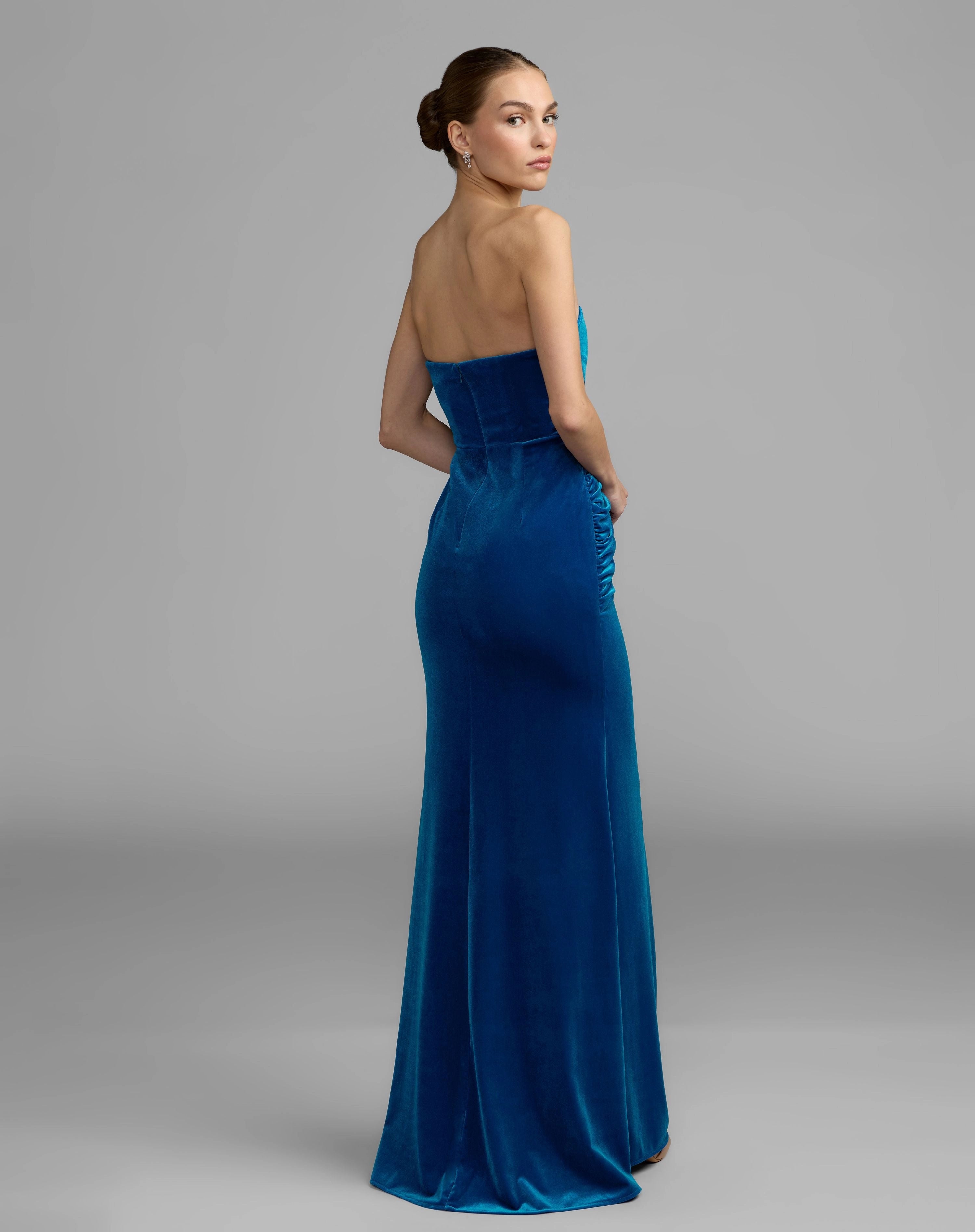 Peacock Blue Strapless Sweetheart Velvet Mermaid Evening Gown With Side Bow