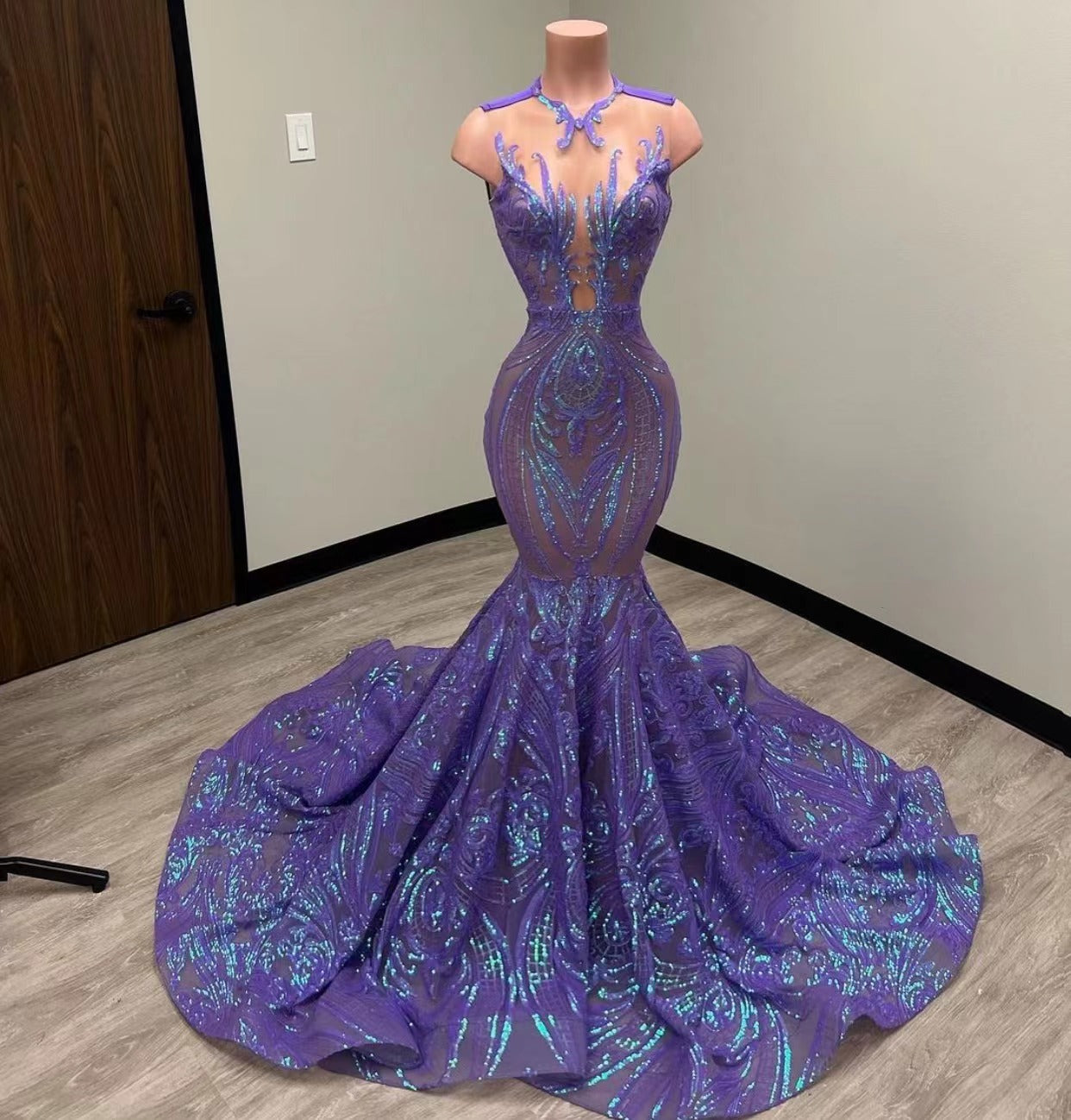 Seuqin Mermaid Prom Dresses for Women Long Lace Appliques Pageant Celebrity Evening Formal Party Gowns