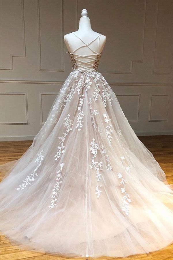 Ball Gown Tulle Scoop Appliqued Lace Long Prom Dress