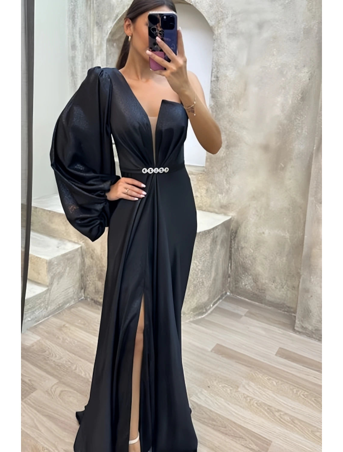 A-Line Evening Gown High Split Dress Formal Fall Sweep / Brush Train Long Sleeve One Shoulder Satin with Pleats Crystals Slit