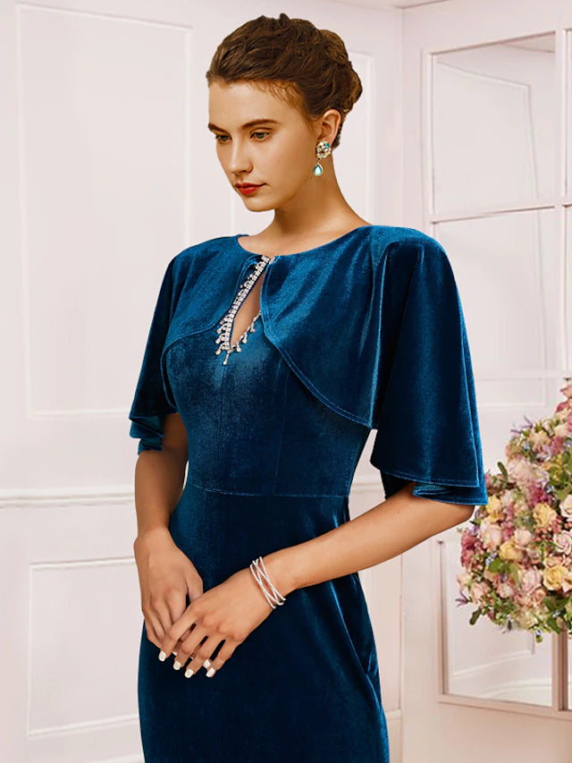 Sheath / Column Mother of the Bride Dress Wedding Guest Vintage Elegant Scoop Neck Sweep / Brush Train Velvet Half Sleeve with Lace Pleats Beading