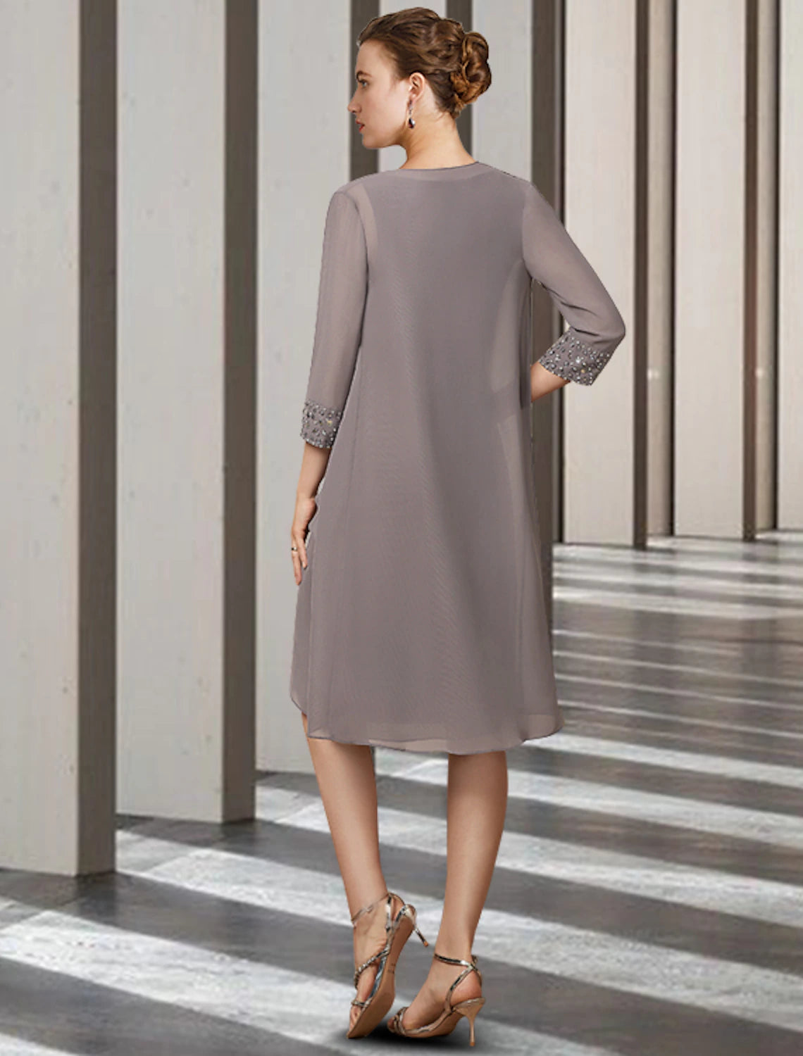 Two Piece Sheath / Column Mother of the Bride Dress Elegant Jewel Neck Knee Length Chiffon Sleeveless with Beading