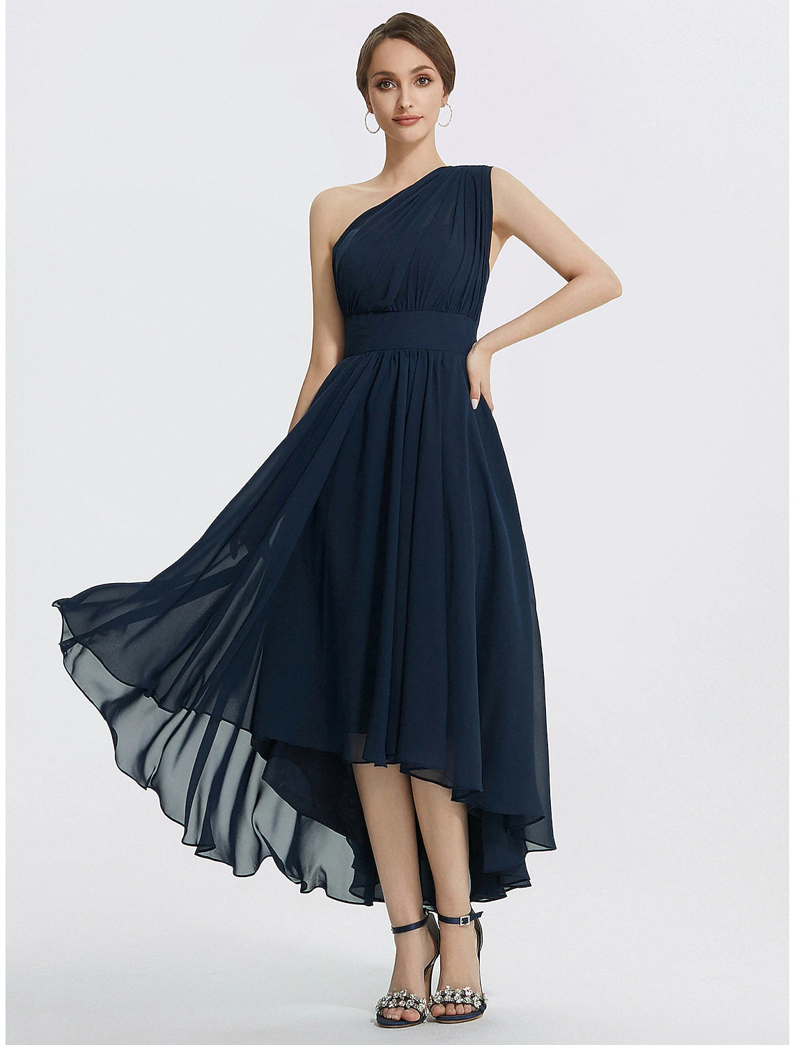 A-Linie Cocktailkleider Elegantes Kleid Hochzeitsgast Teelänge Kurzarm Schulterfrei Cabrio Chiffon mit Rüschen