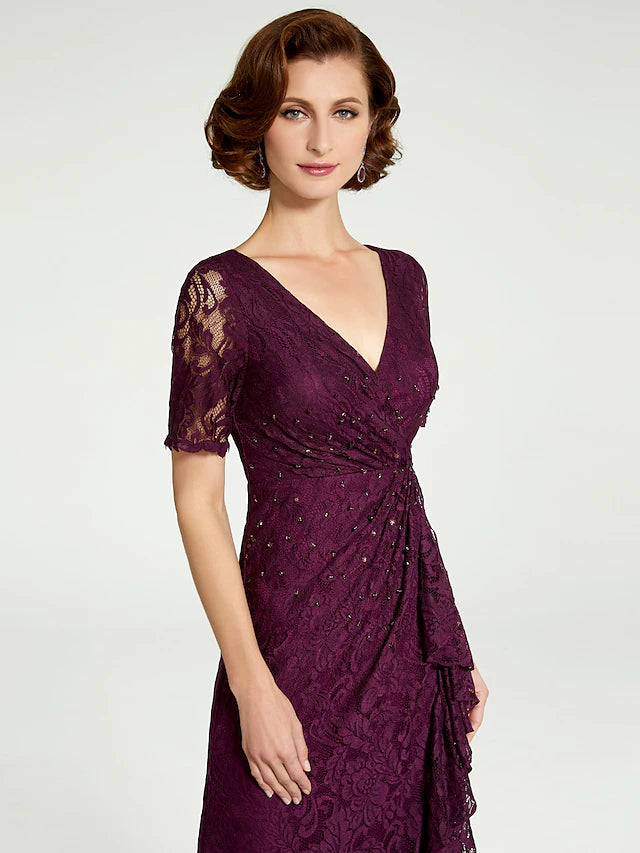 Sheath / Column Mother of the Bride Dress V Neck Floor Length Lace Short Sleeve with Lace Beading