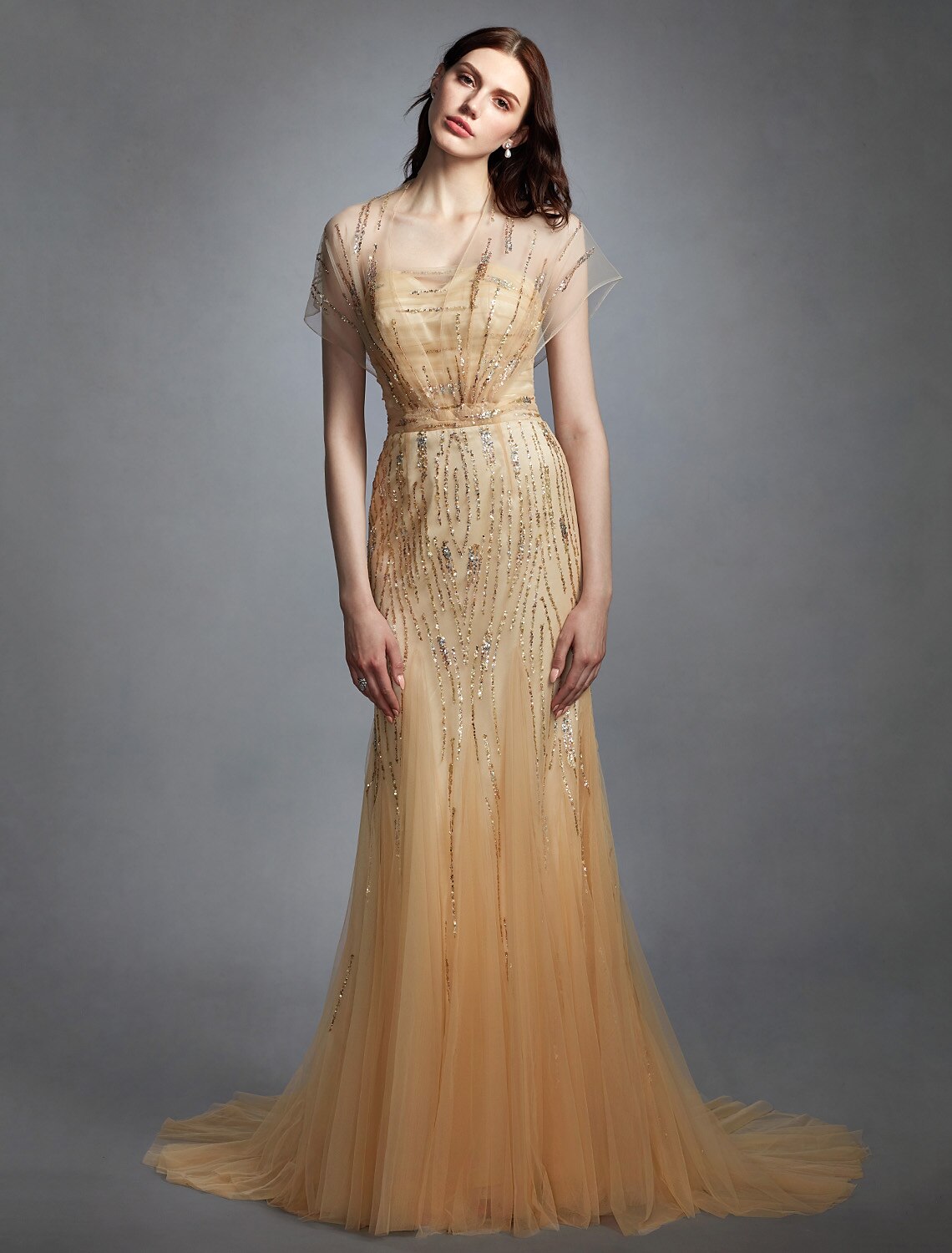 Etui-Linie V-Ausschnitt Sweep/Pinsel Schleppe Tüll Maßgefertigte Brautkleider mit Pailletten