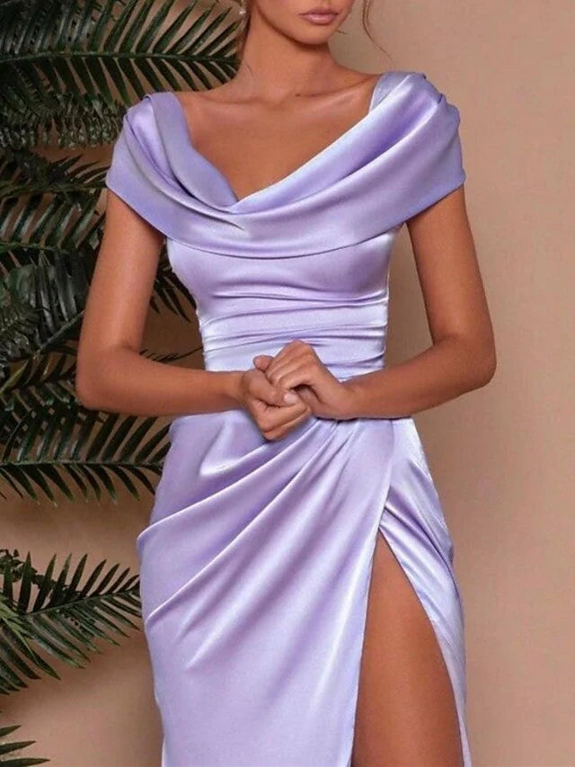 Etui-Ballkleider mit V-Ausschnitt und bodenlang