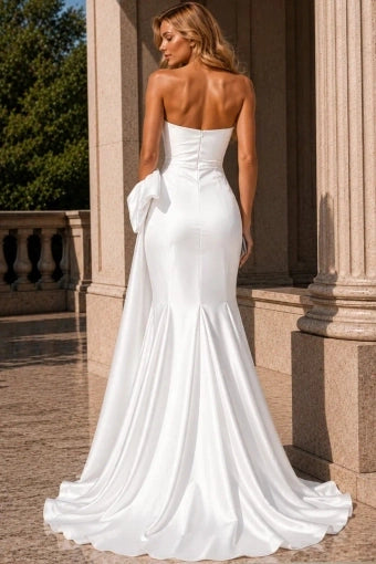 Elegant Mermaid Strapless Straight Neck Open Back Floor Length Wedding Dress