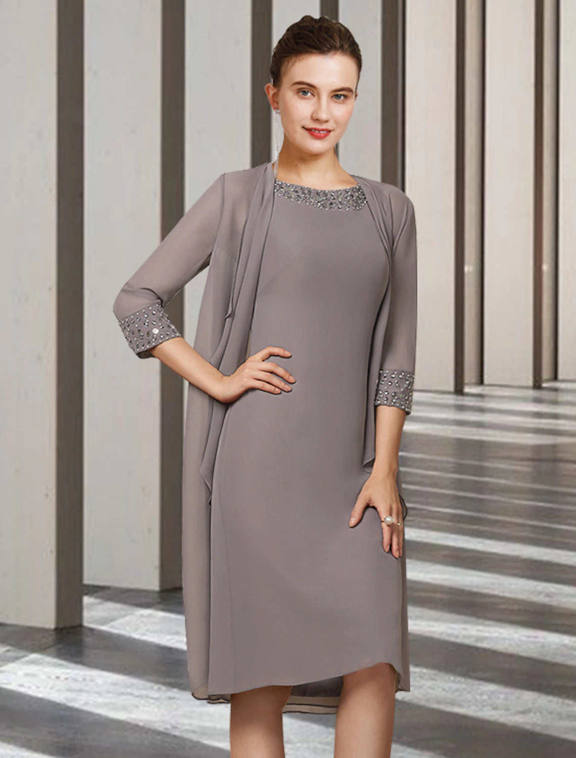 Two Piece Sheath / Column Mother of the Bride Dress Elegant Jewel Neck Knee Length Chiffon Sleeveless with Beading