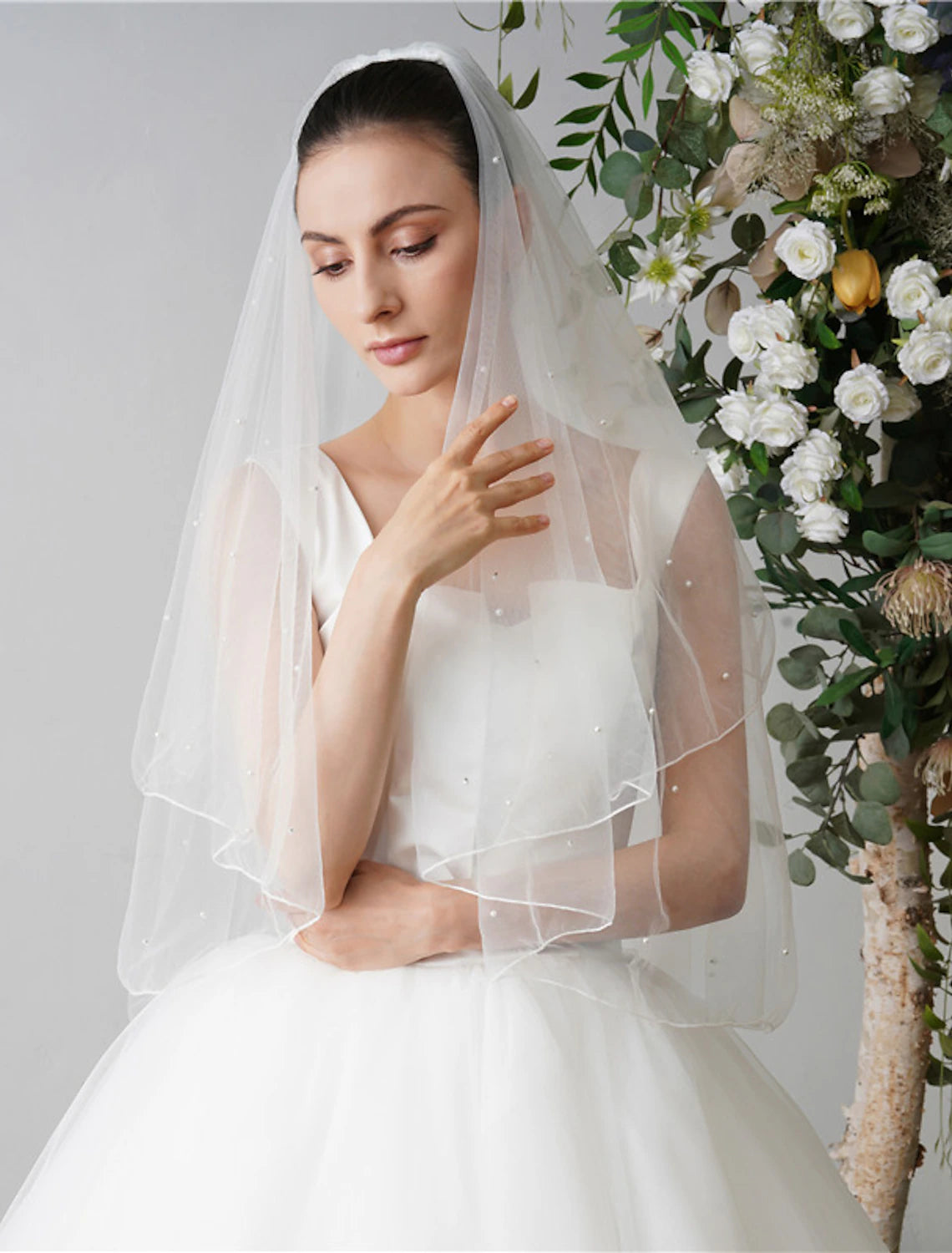 Two-tier Wedding Veil Fingertip Veils with Faux Pearl 84.65 in (215cm) Tulle