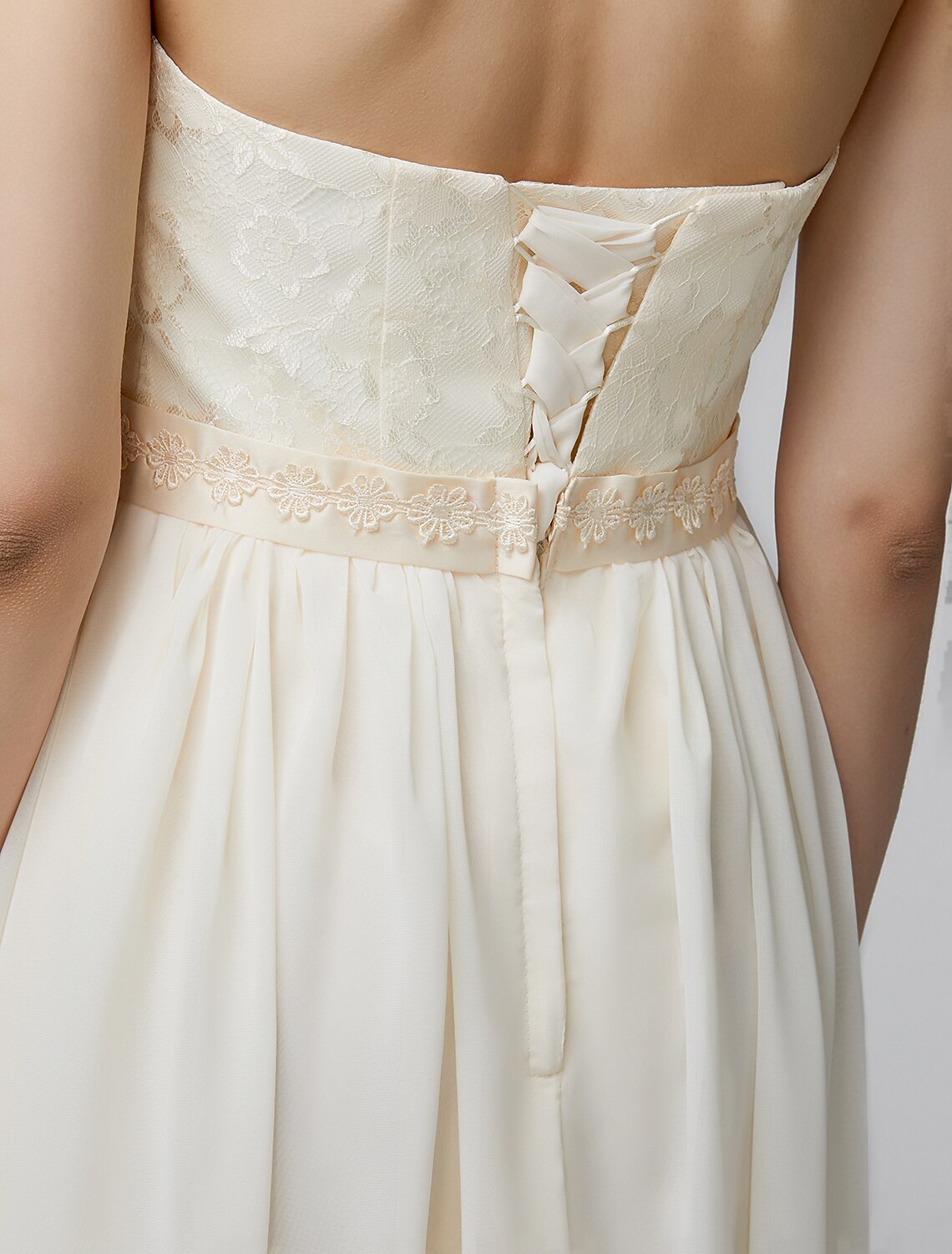 Etui-Linie/Spalte, hoher Halsausschnitt, bodenlanges Chiffon-/Spitzenmieder, Brautjungfernkleid mit Schärpe/Band/Falten