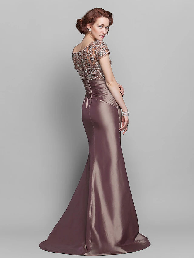 Mermaid / Trumpet Mother of the Bride Dress See Through Scoop Neck Sweep / Brush Train Taffeta Beaded Lace Short Sleeve with Flower