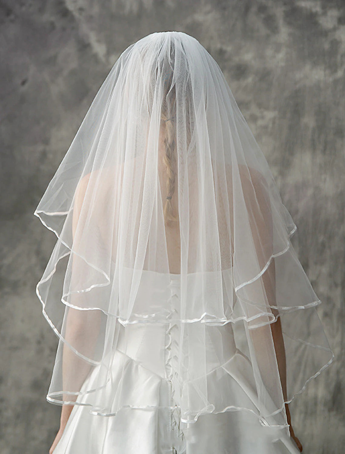 Two-tier / European Style Wedding Veil Elbow Veils with Tier / Pure Color Tulle