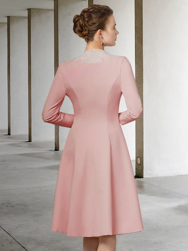 Kleid für die Brautmutter, elegant, V-Ausschnitt, knielang, Stretchstoff, halbe Ärmel mit Applikationen