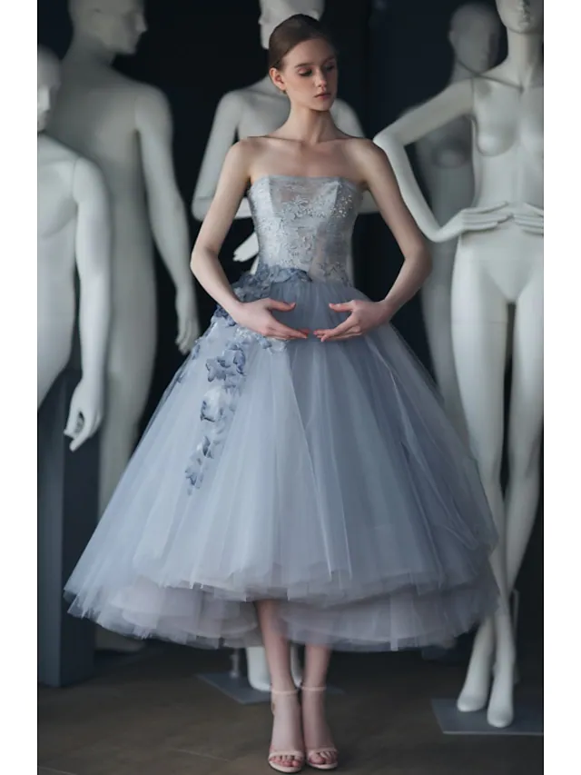 Ball Gown Elegant Vintage Graduation Engagement Dress Strapless Sleeveless Tea Length Tulle with Tier Appliques