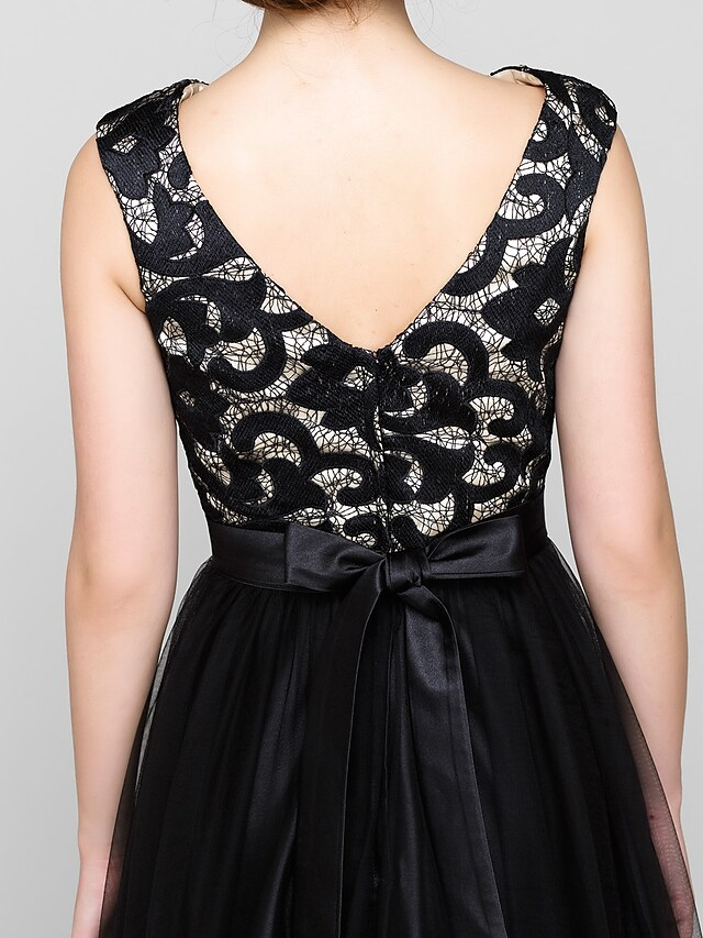 A-Line Mother of the Bride Dress Vintage Inspired Scoop Neck Floor Length Tulle Sleeveless with Pattern  Print