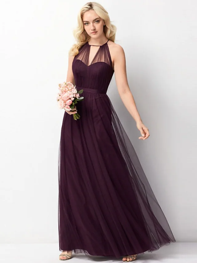 Elegant A-Line Halter Neck Bridesmaid Dress in Chiffon and Tulle.