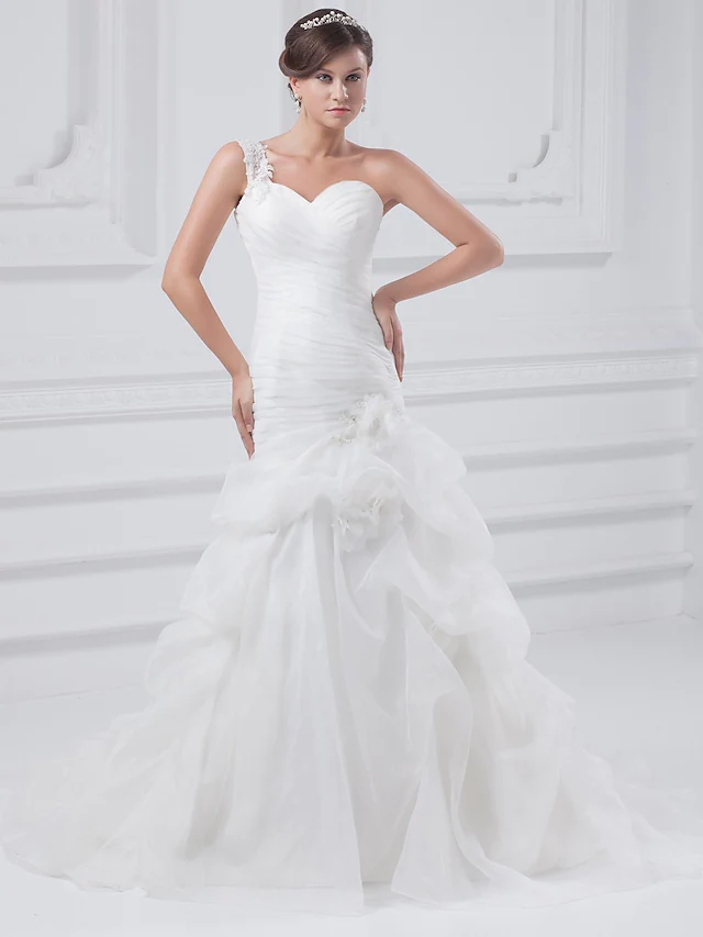 Elegant A-Line one-shoulder wedding dress with ruched organza satin and court train.