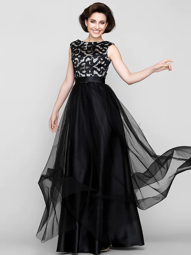 Elegant A-line mother of the bride dress with scoop neck and pattern print.