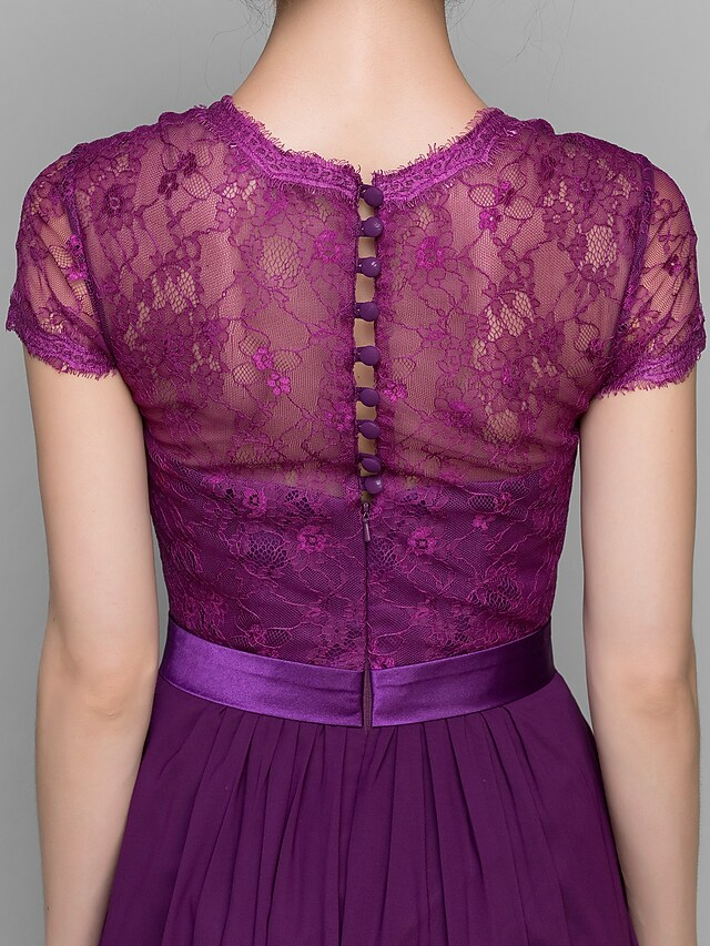Back view of the A-Line Mother of the Bride dress.