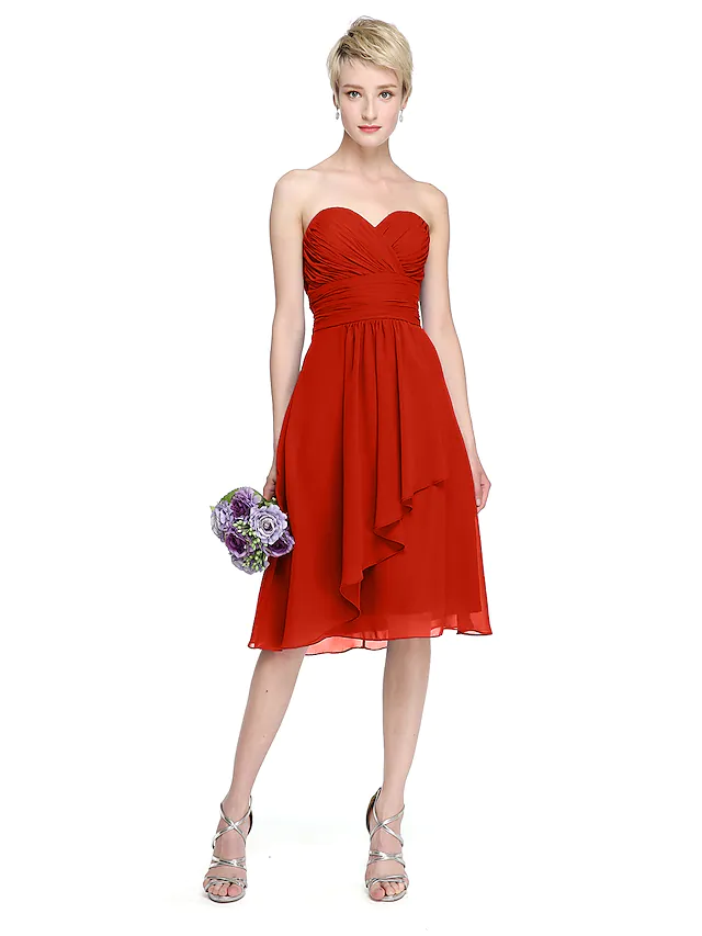 Side view of knee length A-Line bridesmaid dress with sweetheart neckline.