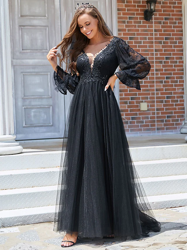 Elegant A-Line V-Neck Long Sleeve Black Lace Tulle Wedding Gown.