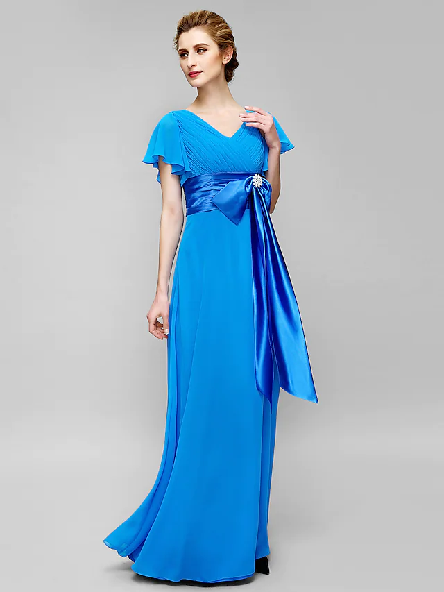 Elegant blue chiffon Mother of the Bride dress with V-neck and short sleeves.
