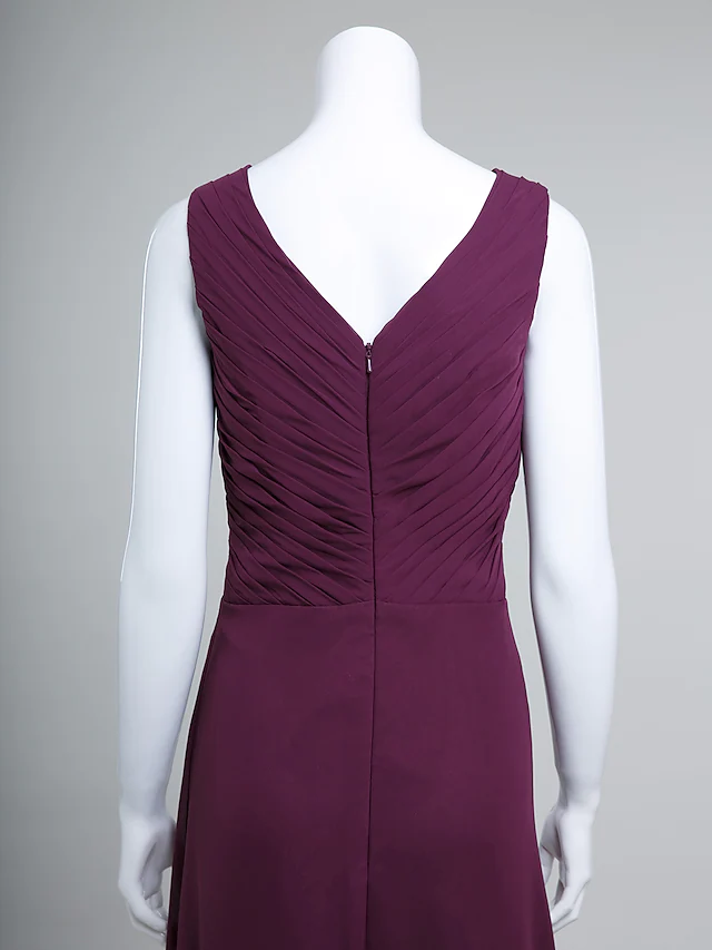 Detail of the 3/4 length sleeve on the elegant Mother of the Bride gown.