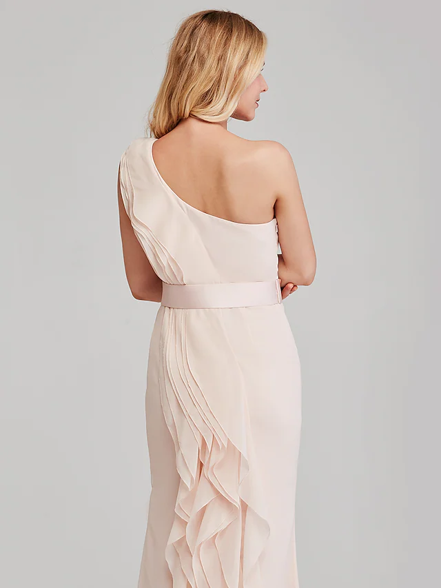 Bridesmaid dress in chiffon, showcasing the long length and elegant design.