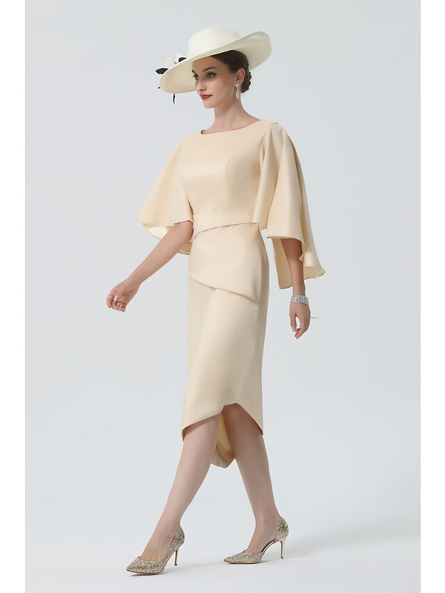 Mother of the Bride dress in charmeuse fabric, detail of texture.