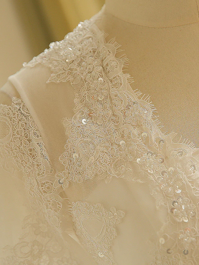 A-Line Wedding Dresses Jewel Neck Court Train Lace Long Sleeve Country Illusion Sleeve