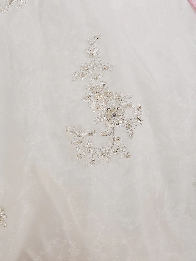 Ball Gown Wedding Dresses Strapless Chapel Train Organza Taffeta Strapless Wedding Dress in Color with Ruched Beading Appliques