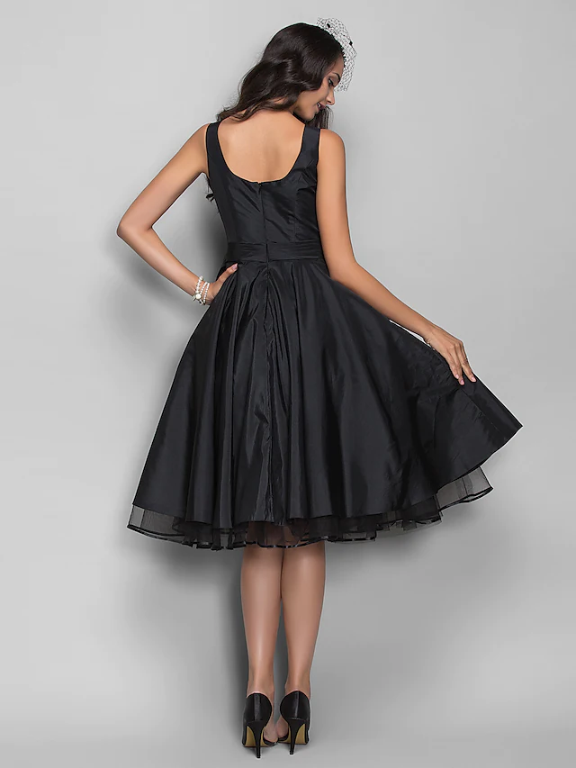 Ball Gown  Cocktail Party Prom Dress V Neck Sleeveless Knee Length Taffeta with Pleats Crystals