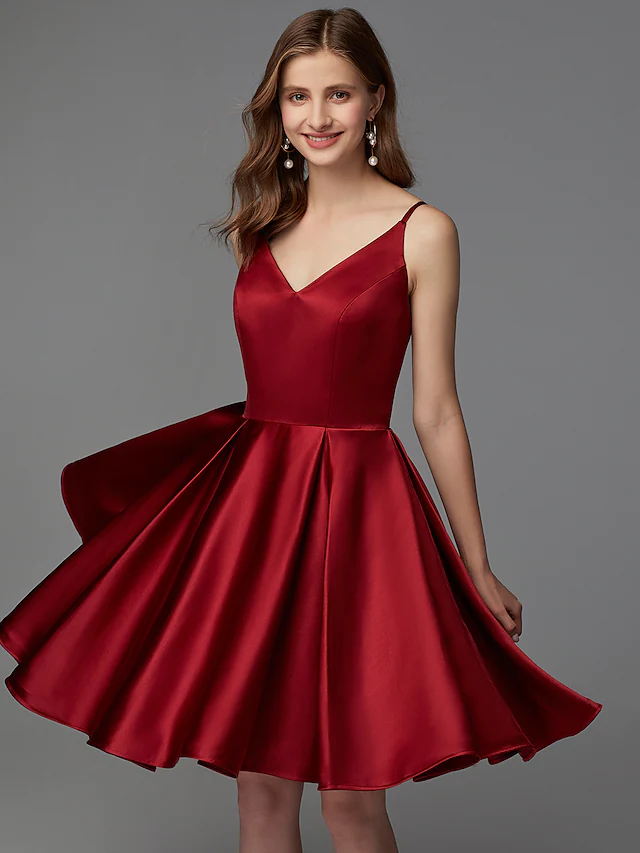 A-Line Hot Homecoming Cocktail Party Valentine's Day Dress V Neck Sleeveless Short  Mini Satin with Pleats