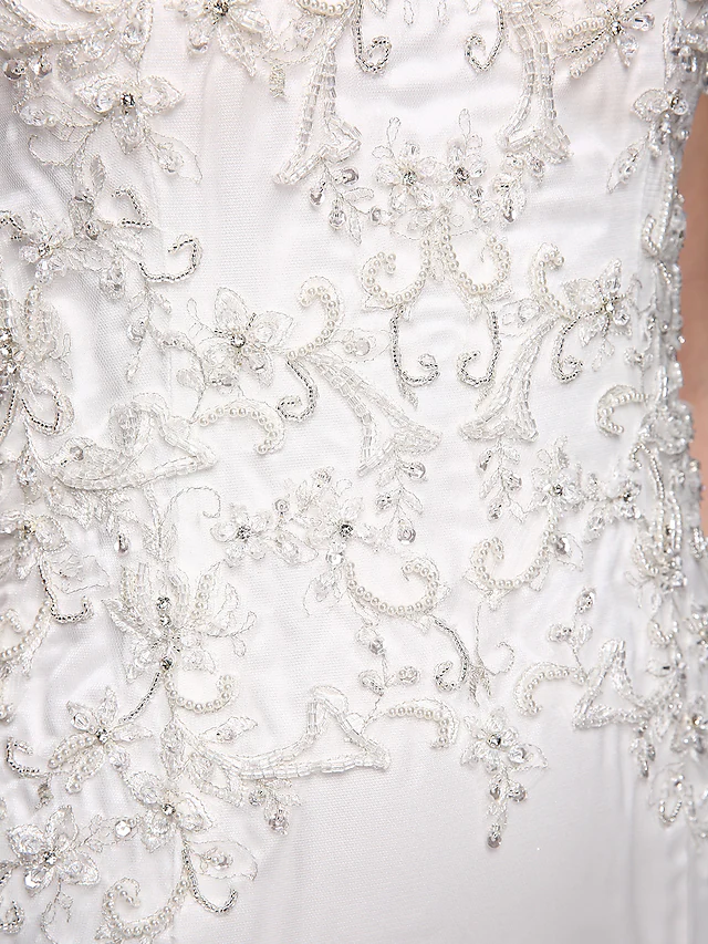 Brautkleider Neckholder Spitze über Tüll Normale Träger Sexy Illusion Detail Rückenfrei