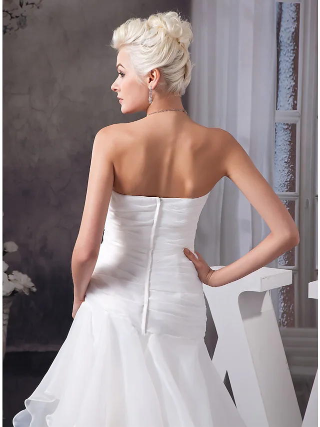 A-Linie Brautkleider Herzförmiger Ausschnitt Bodenlang Spitze Organza Satin Trägerlos mit gerüschten Applikationen Kaskadenförmige Rüschen