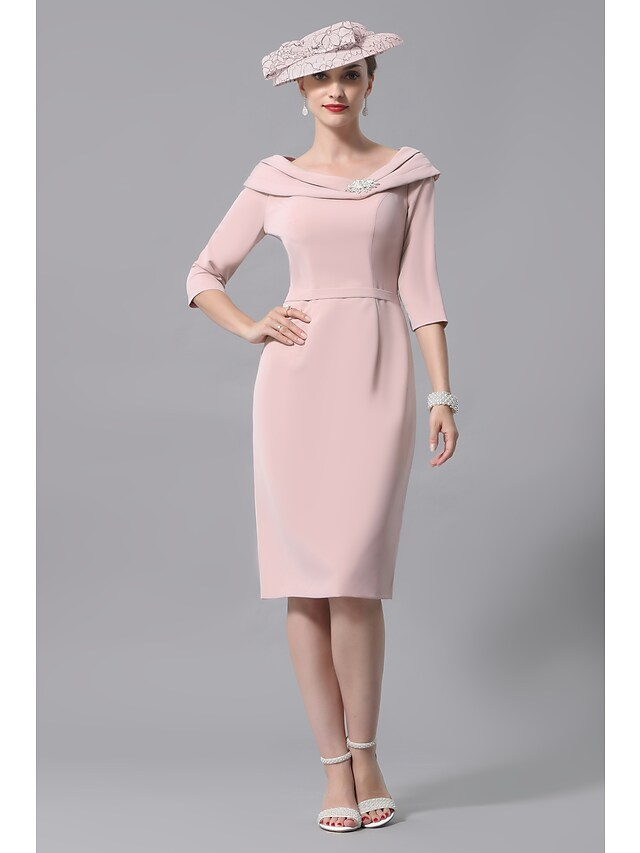 Mother of the Bride Dress Plus Size Elegant Vintage Scoop Neck Knee Length Jersey 3/4 Length Sleeve with Beading Crystal Brooch