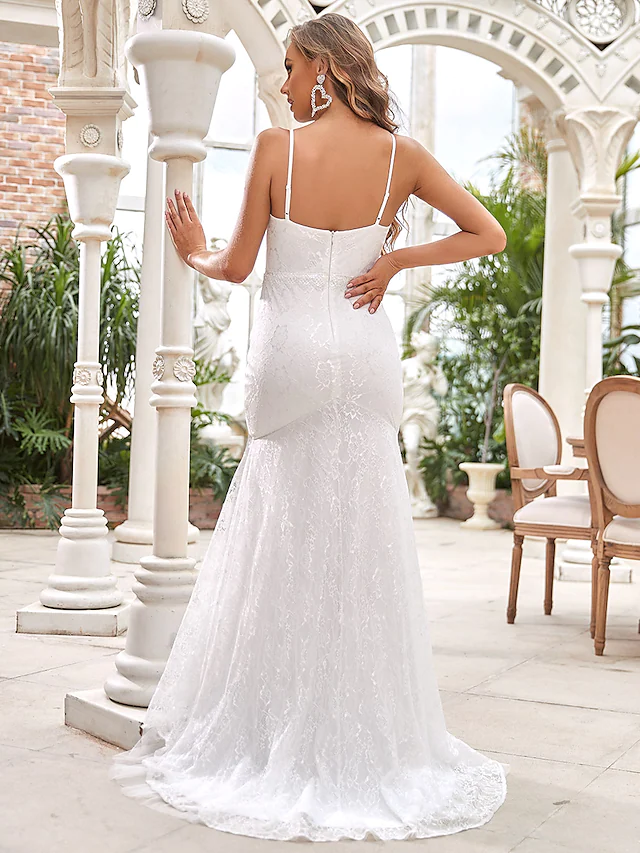 Back view of the V-Neck lace wedding gown.