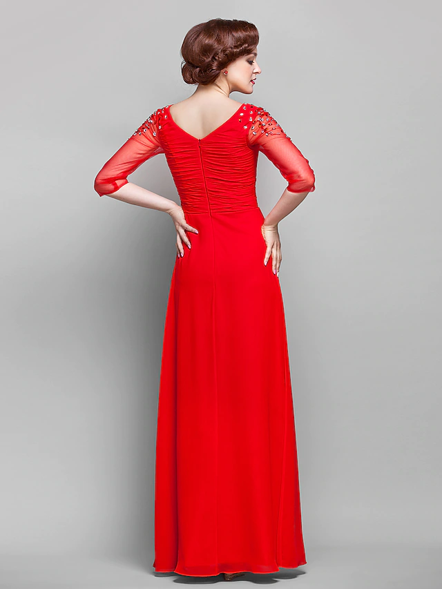 Side view of vintage-inspired chiffon tulle Mother of the Bride dress.