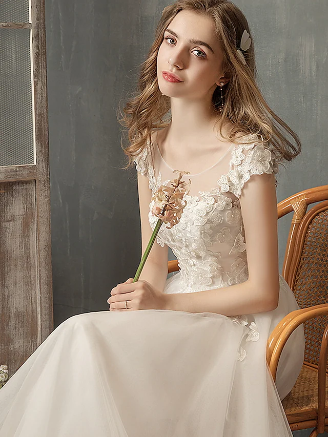 Princess A-Line Wedding Dresses Jewel Neck Lace Tulle Cap Sleeve Country Romantic with Pleats Appliques