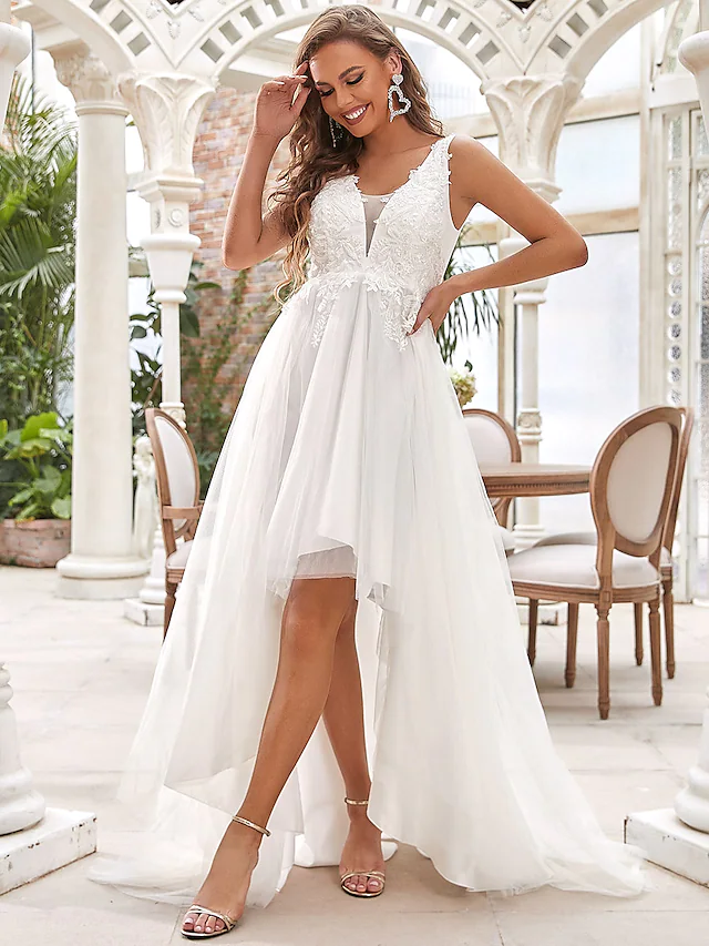 A-Line Wedding Dresses V Neck  Chiffon Lace Tulle Sleeveless Romantic Casual with Lace Ruched Draping
