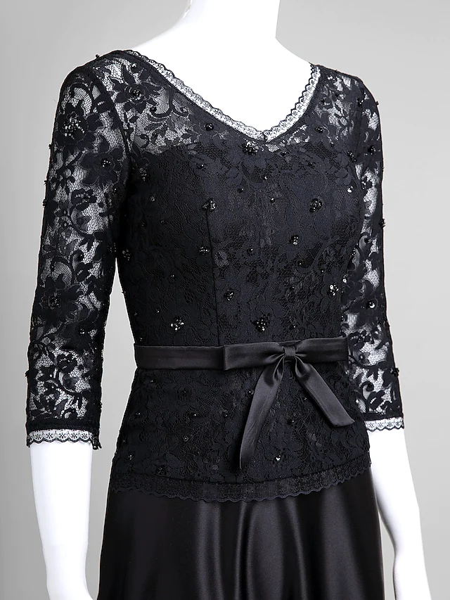 A-Line Mother of the Bride Dress Open Back V Neck Floor Length Lace Satin Half Sleeve with Lace Bow(s)