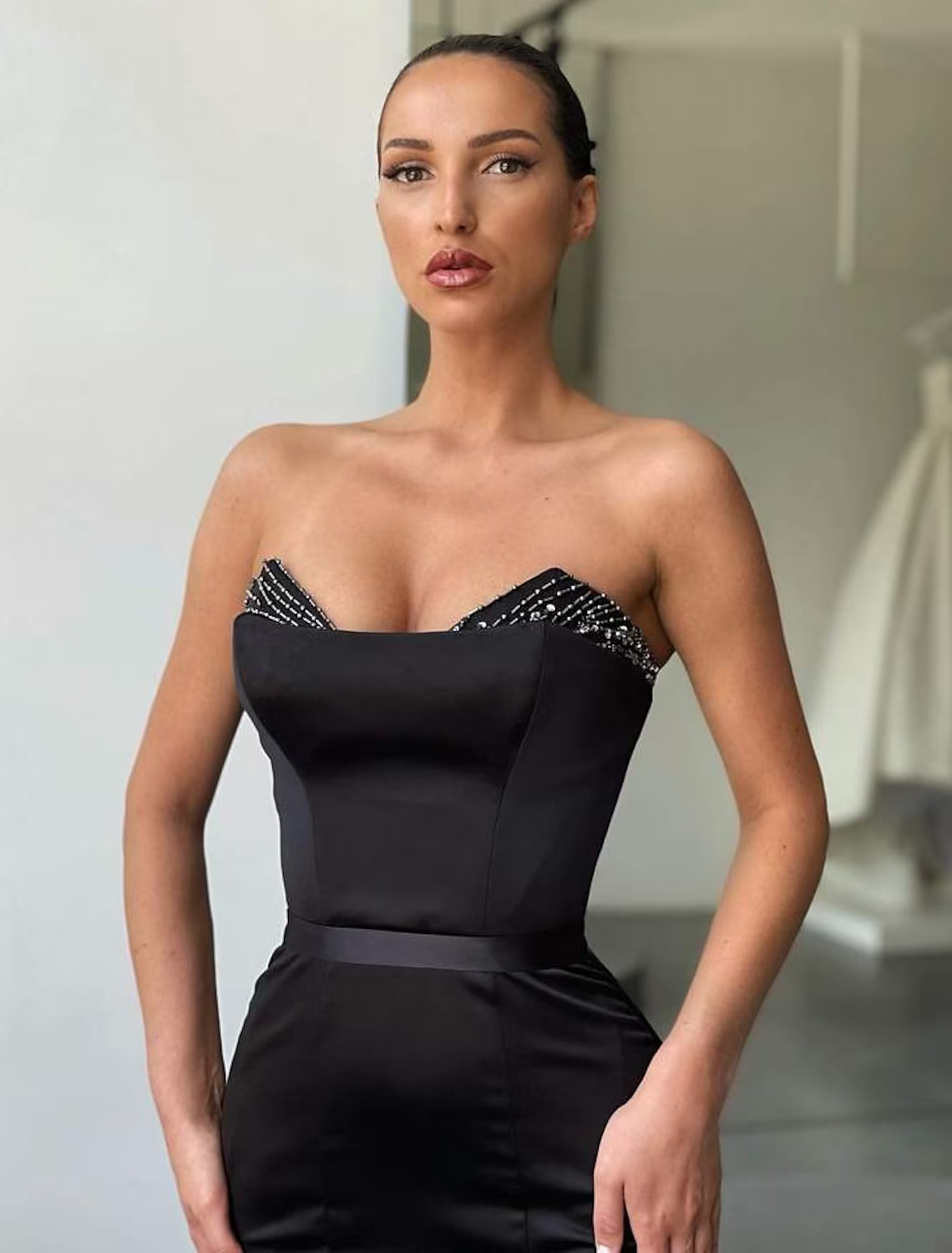 Meerjungfrau/Trompete Abendkleid Sexy Kleid Formale Bodenlangen Ärmellos Trägerlos Satin Rückenfrei mit Perlen