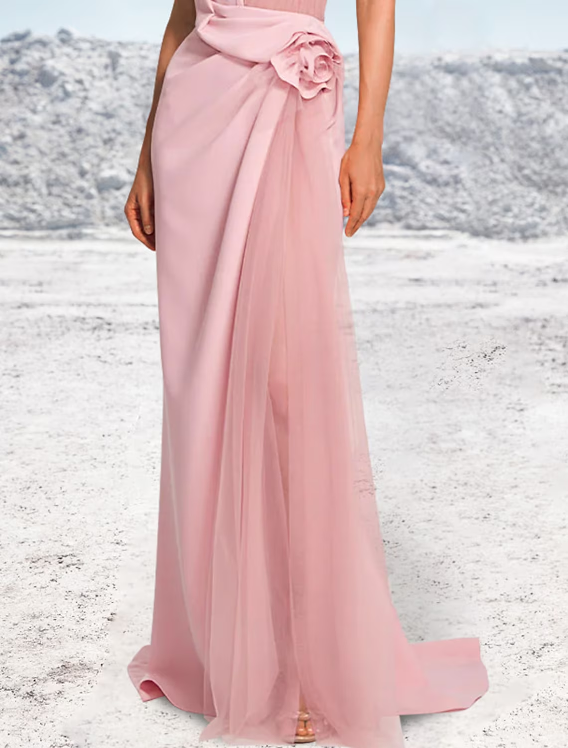 Meerjungfrau/Trompete Abendkleid Partykleid Formell Sweep/Pinsel Zug Ärmellos Neckholder Satin mit Rüschen